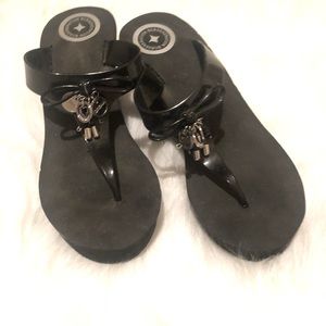 BCBGeneration Thong Wedges